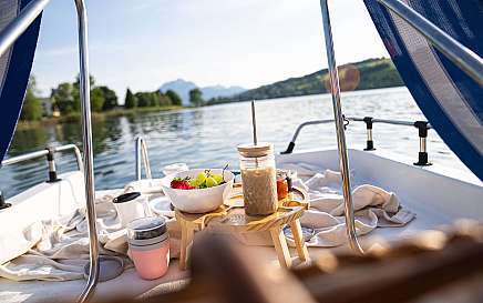 Frühstück auf dem Boot