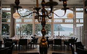 Elegantes Restaurant mit Aussicht