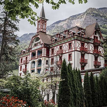 Hotel im Herbst (1) (1)